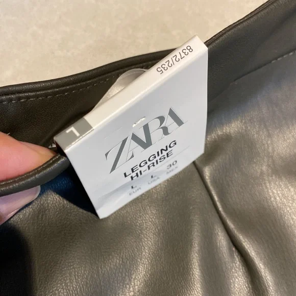 New Zara Forest Green Faux Leather Skinny Legging Pants Size L Wtags green⭐️⭐️⭐️ - Picture 10 of 17